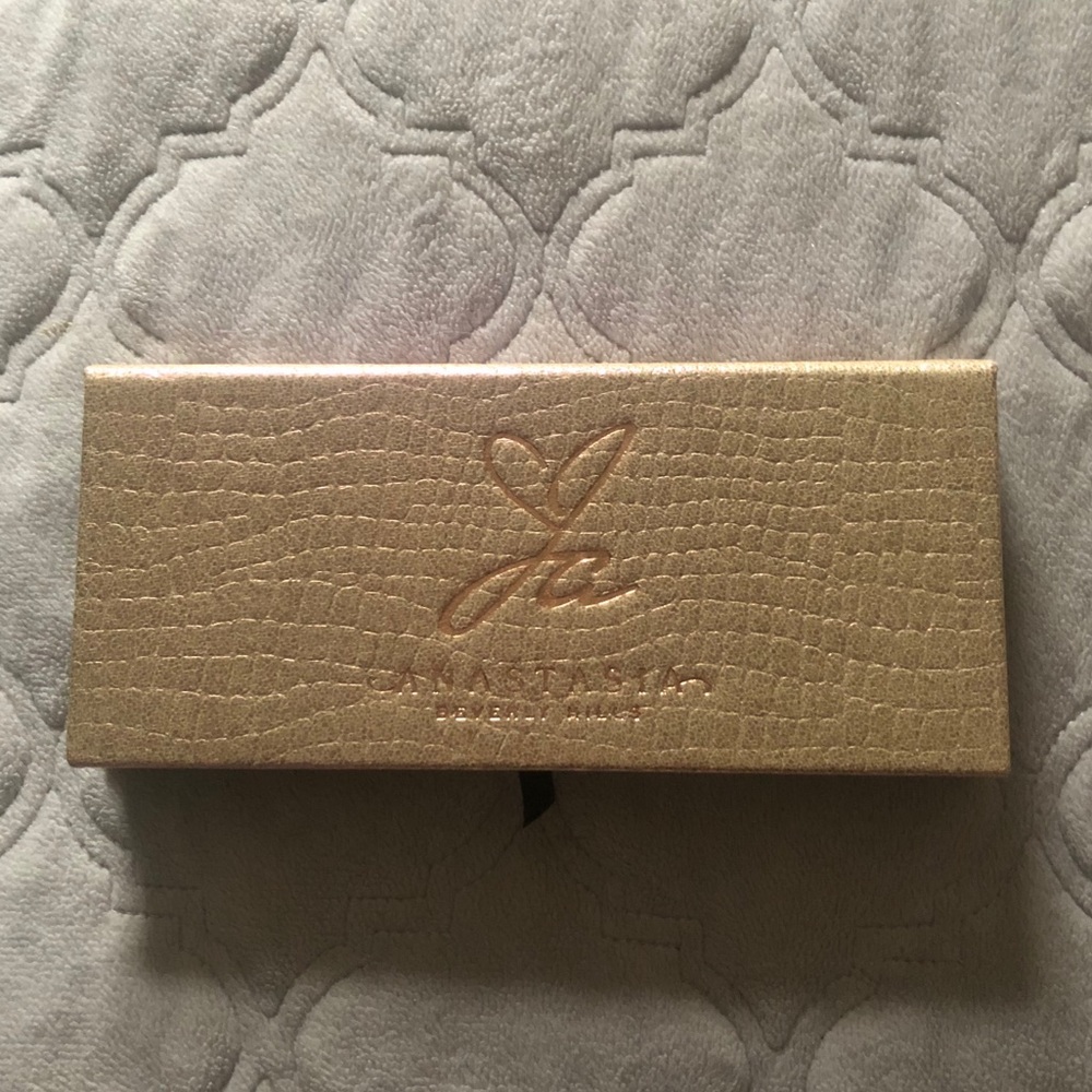 Anastasia Beverly Hills Jackie Aina Palette